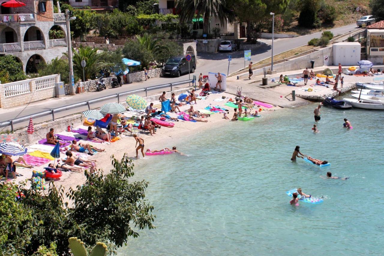 Apartments By The Sea Businci, Ciovo - 4668 Trogir Exterior photo